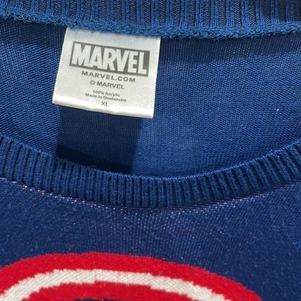 MARVEL Captain Marvel Acrylic Crew Neck Men’s Sweater SZ XL